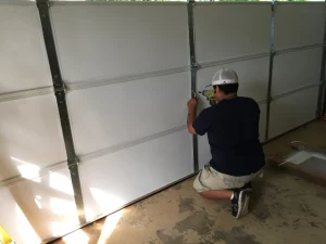 What to Consider When Replacing a Garage Door